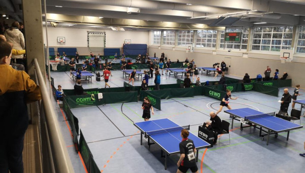 Tischtennis – Landesmeisterschaften der Jugend 15 und 19 in Boostedt