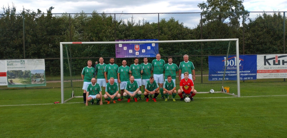 Alt-Liga macht keine Pause